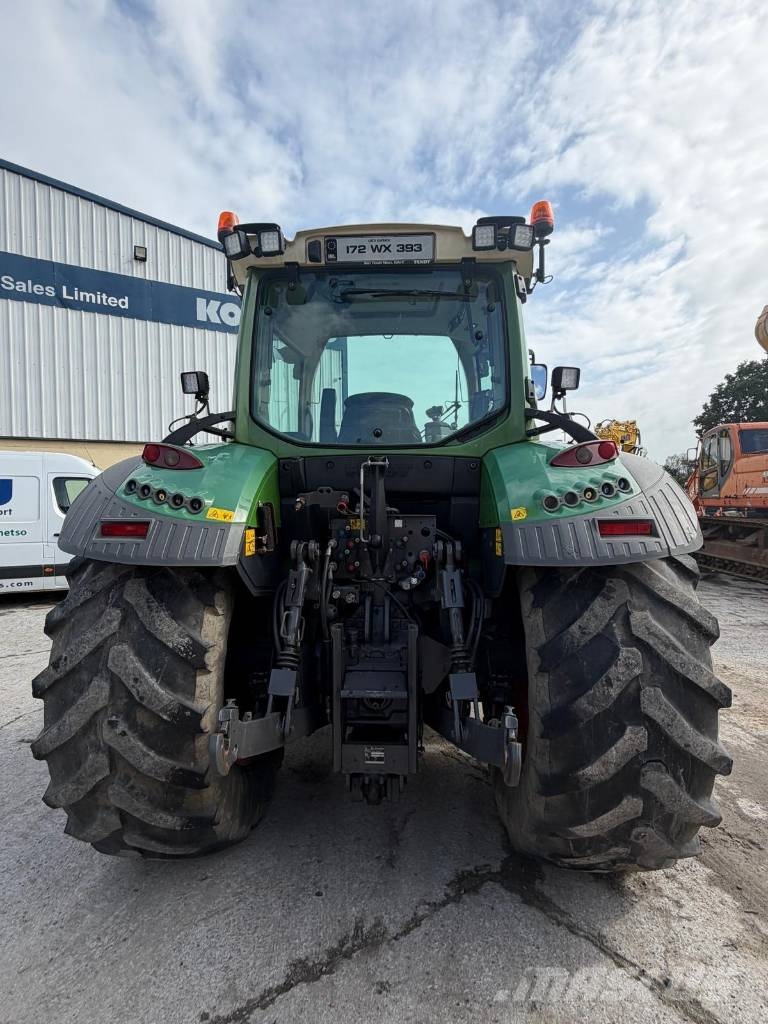 Fendt 516 Vario الجرارات