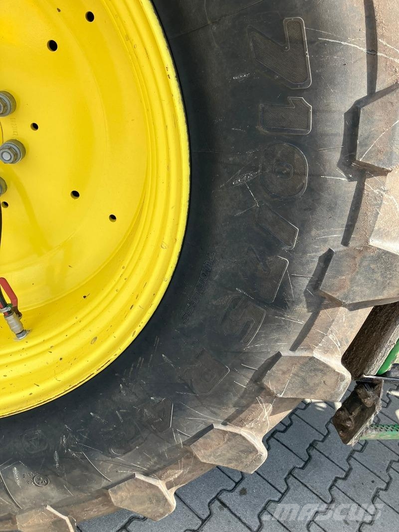 John Deere 6250R 트랙터