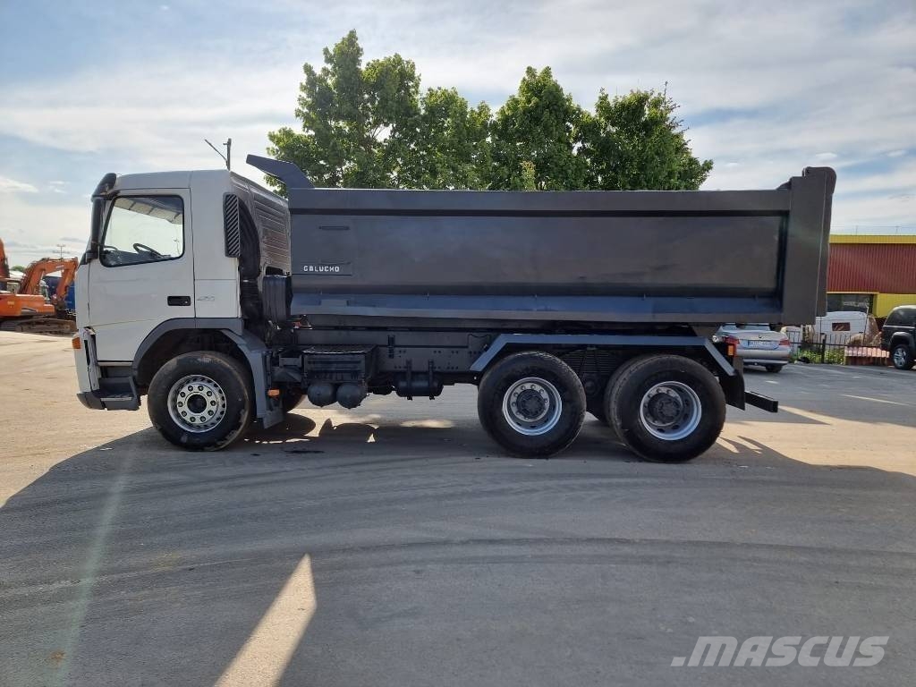 Volvo FM 420 6x4 شاحنات لوادر
