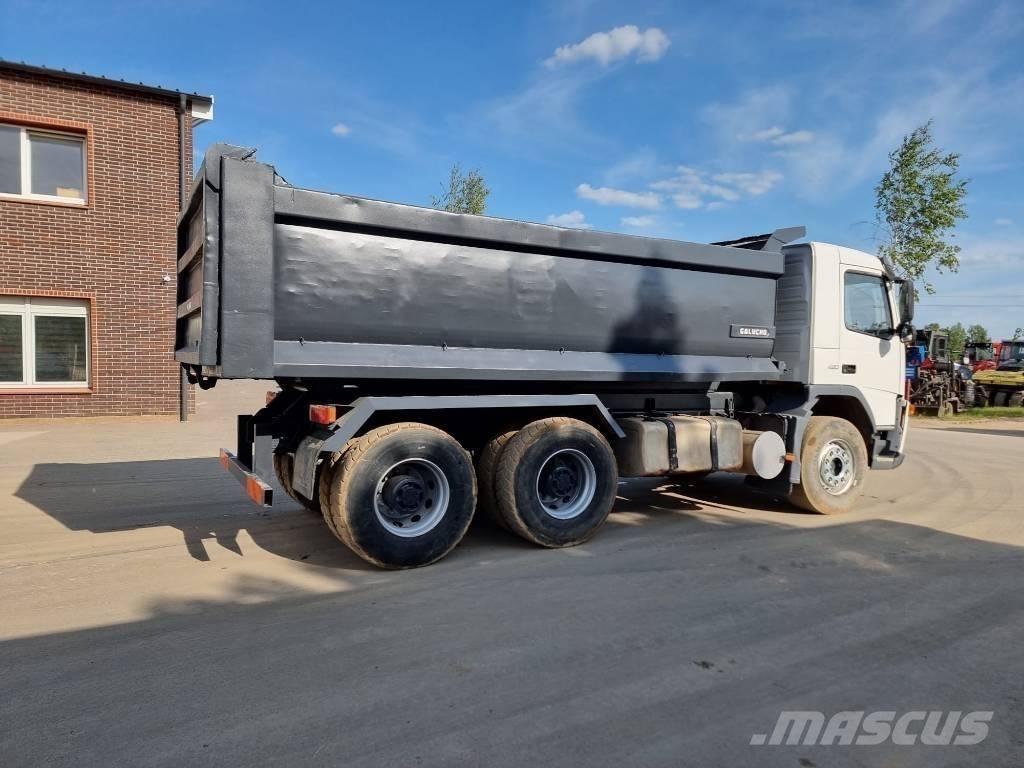 Volvo FM 420 6x4 شاحنات لوادر