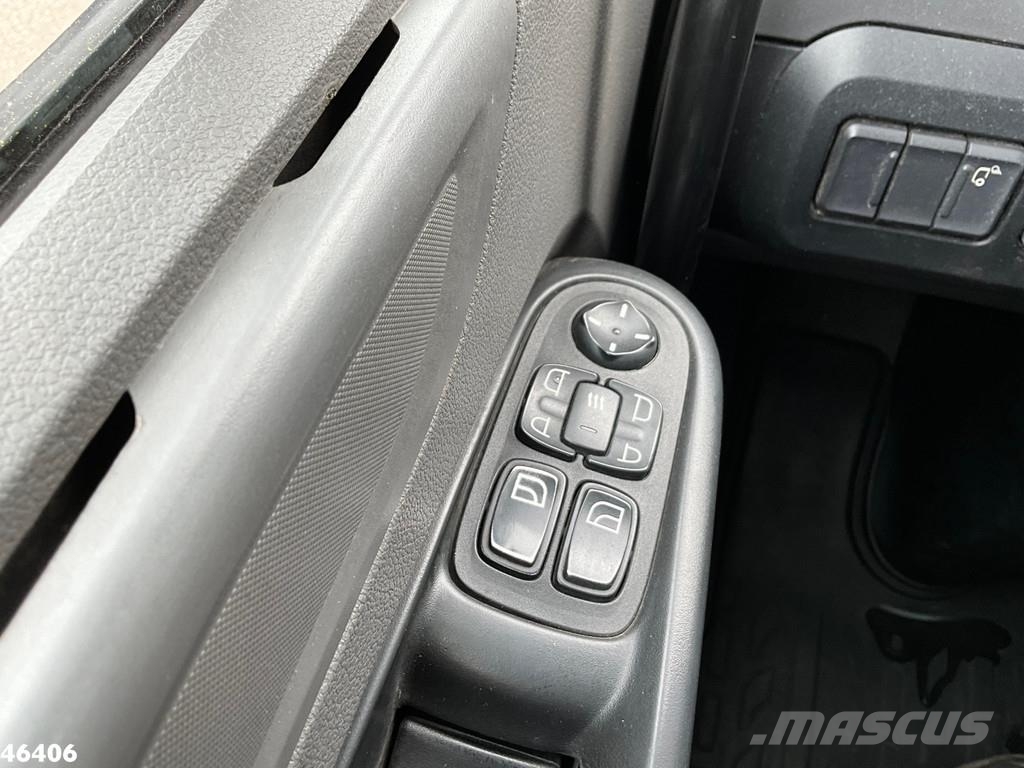 DAF FAQ CF 400 8x2 Euro 6 HMF 26 Tonmeter laadkraan Ju 工程吊钩车