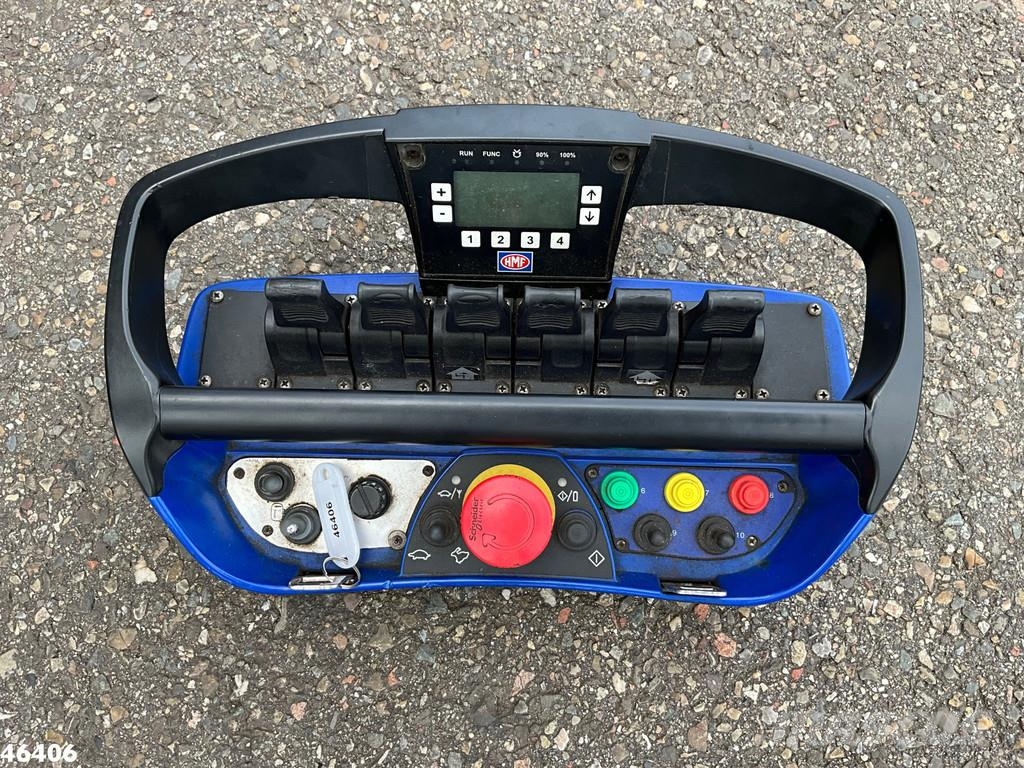 DAF FAQ CF 400 8x2 Euro 6 HMF 26 Tonmeter laadkraan Ju 工程吊钩车