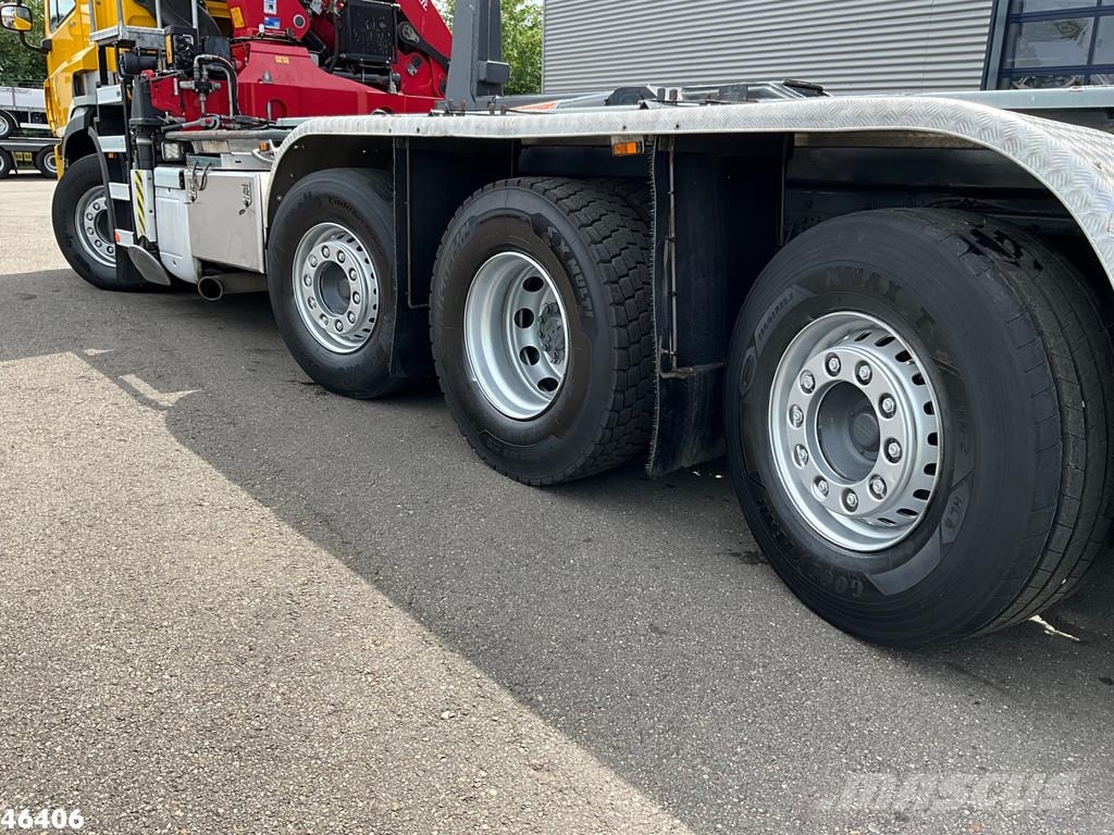 DAF FAQ CF 400 8x2 Euro 6 HMF 26 Tonmeter laadkraan Ju 工程吊钩车