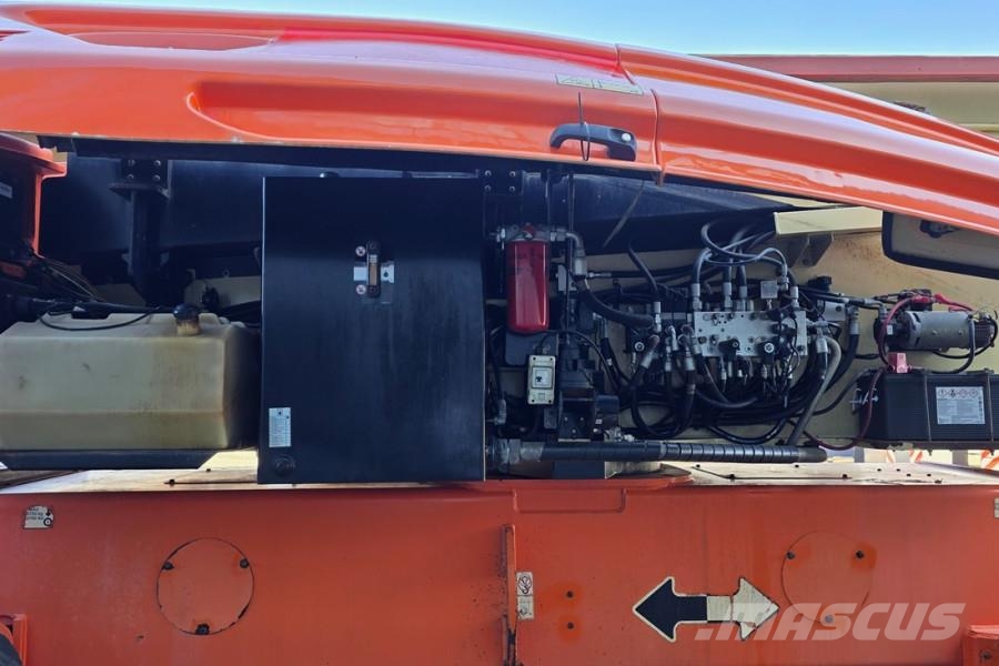 JLG 1250AJP Diesel, 4x4x4 Drive, 40.1m Working Height, رافعات سلة مفصلية