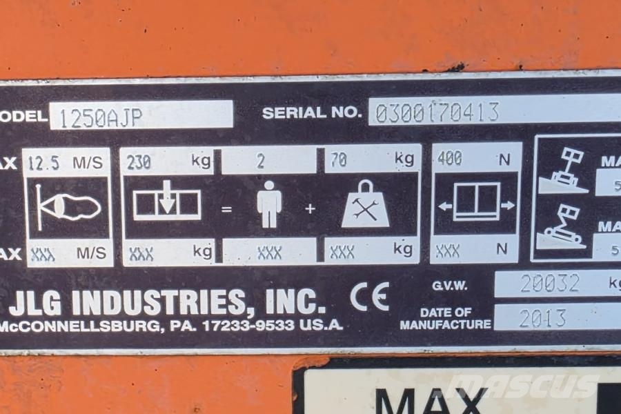 JLG 1250AJP Diesel, 4x4x4 Drive, 40.1m Working Height, رافعات سلة مفصلية