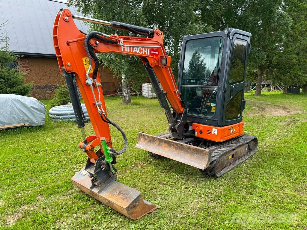 Hitachi ZX26U-6 Miniescavatori
