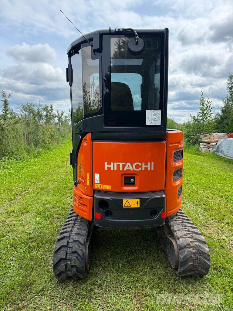 Hitachi ZX26U-6 Miniescavatori