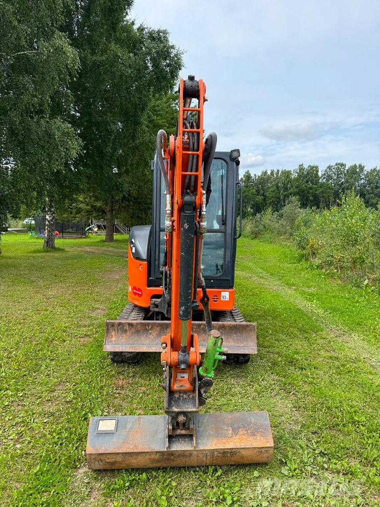 Hitachi ZX26U-6 Minigraafmachines < 7t