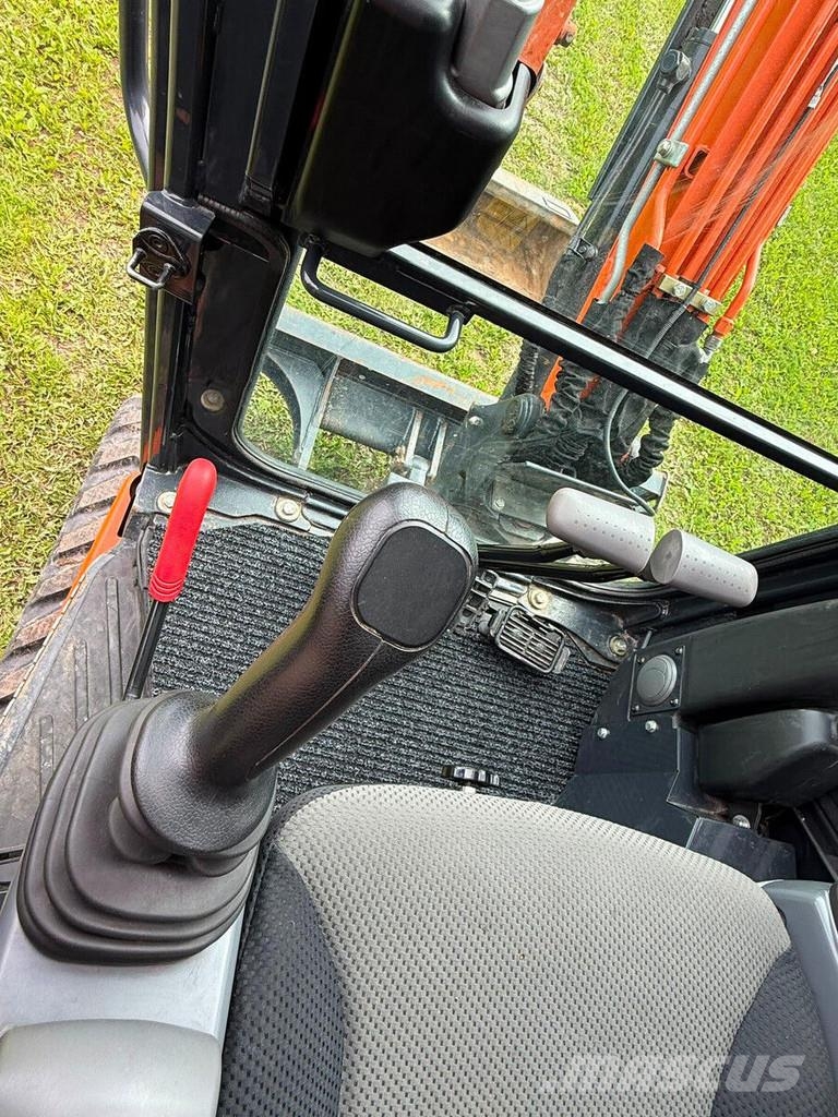 Hitachi ZX26U-6 JÄRELMAKS/PAY IN INSTALLMENTS Mini ekskavatori < 7 t