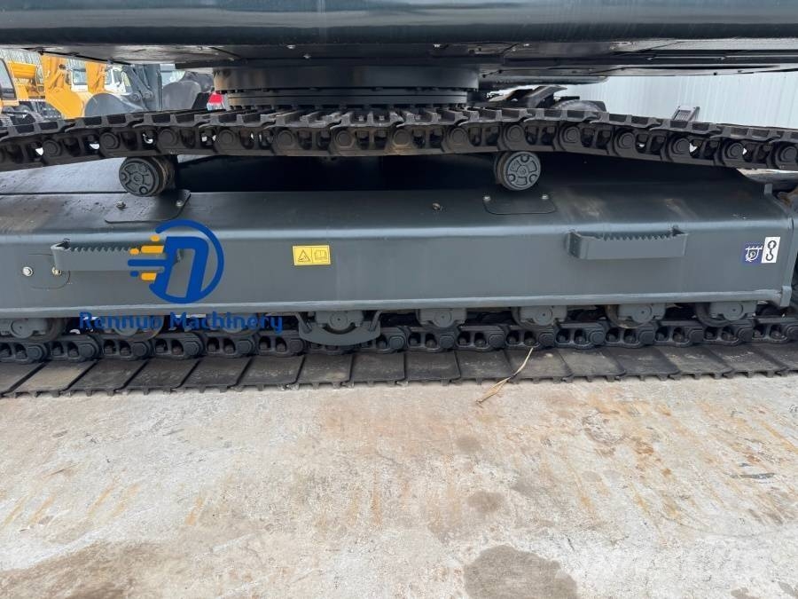 Hyundai R305LC-9T Гусеничні екскаватори