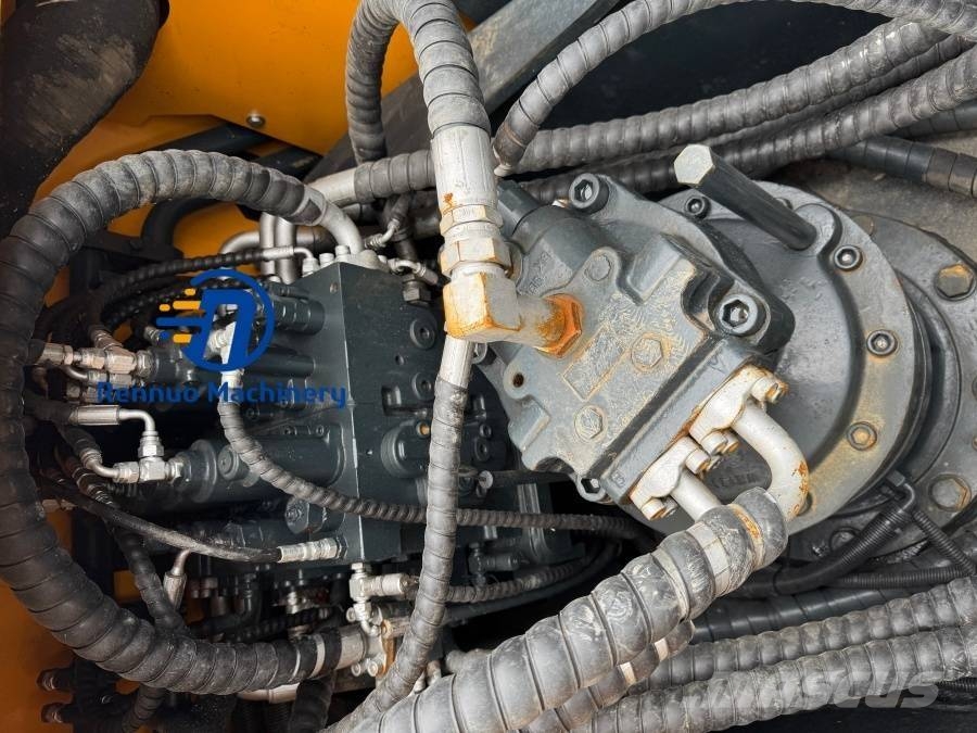 Hyundai R305LC-9T Гусеничні екскаватори