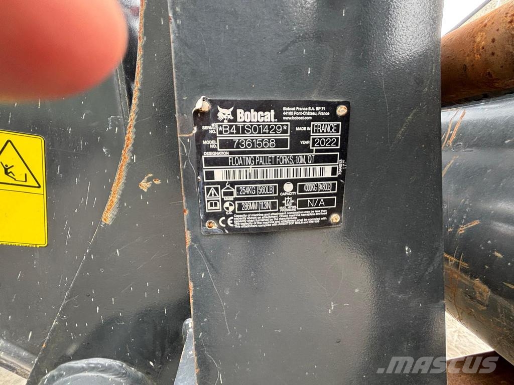 Bobcat T36.120 農業用伸縮臂裝載機