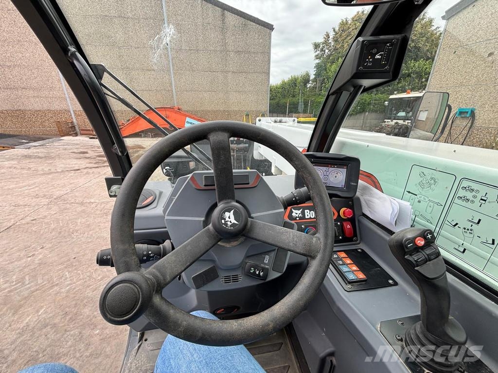 Bobcat T36.120 農業用伸縮臂裝載機