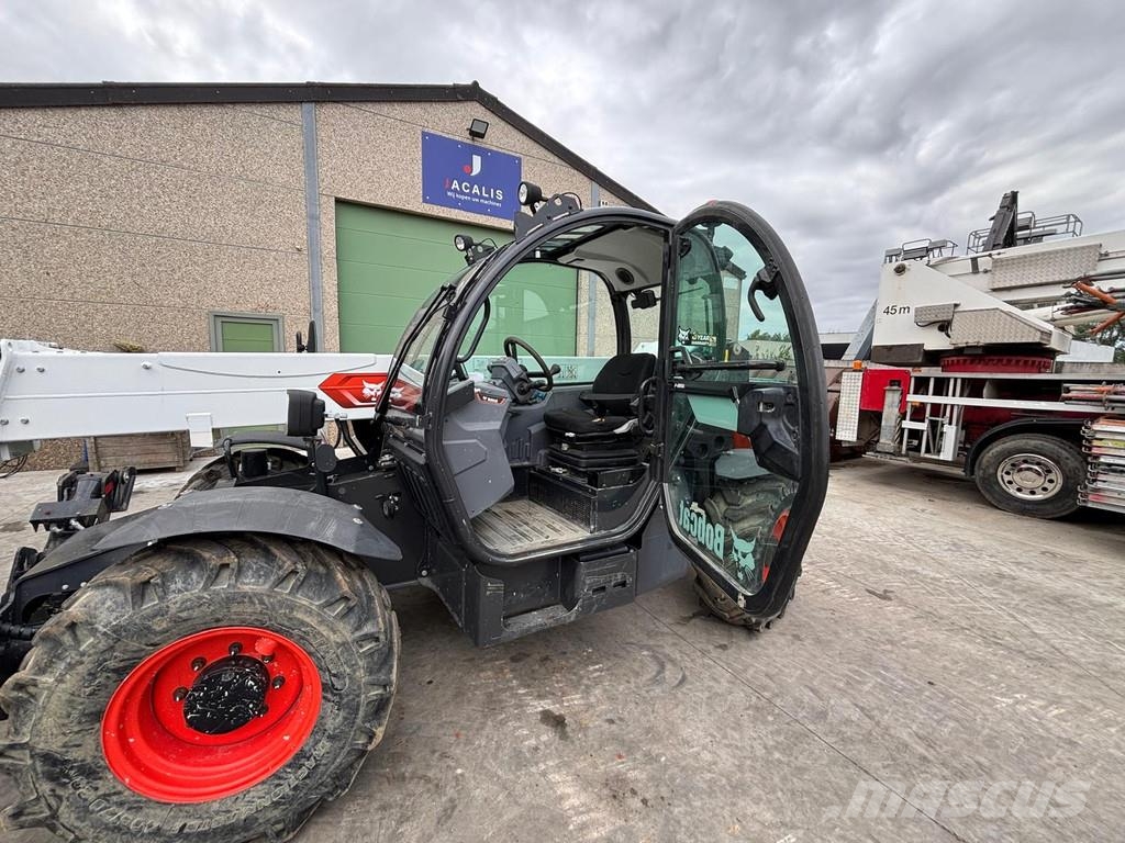 Bobcat T36.120 農業用伸縮臂裝載機