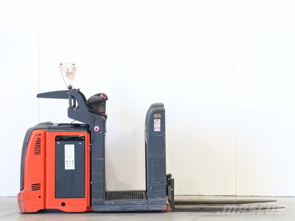 Linde V0802/1110-00 Lavtløftende plukketruck