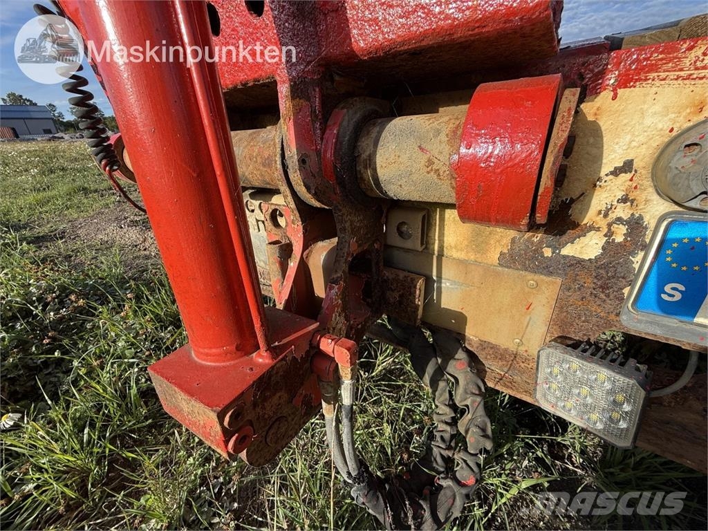 Goldhofer Tu-L 3-24/80 Низькорамні причепи