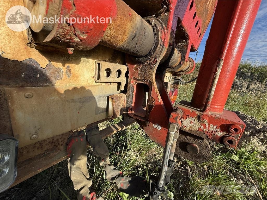 Goldhofer Tu-L 3-24/80 Низькорамні причепи