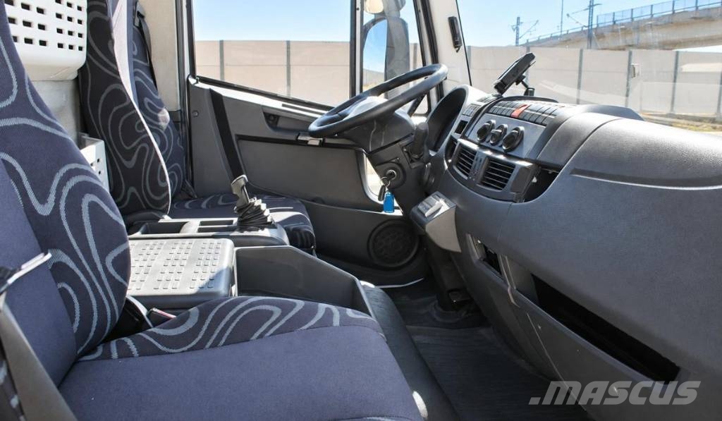 Iveco EUROCARGO ML160E21 --064 온도 조절식 트럭