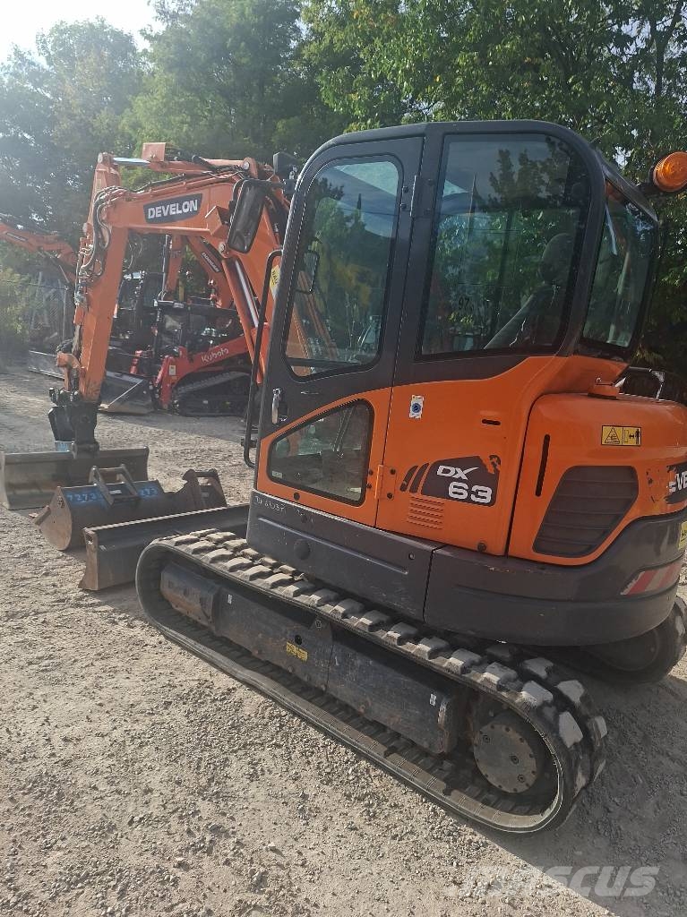 Doosan Kompaktbagger DX 63-3 Raupenbagger