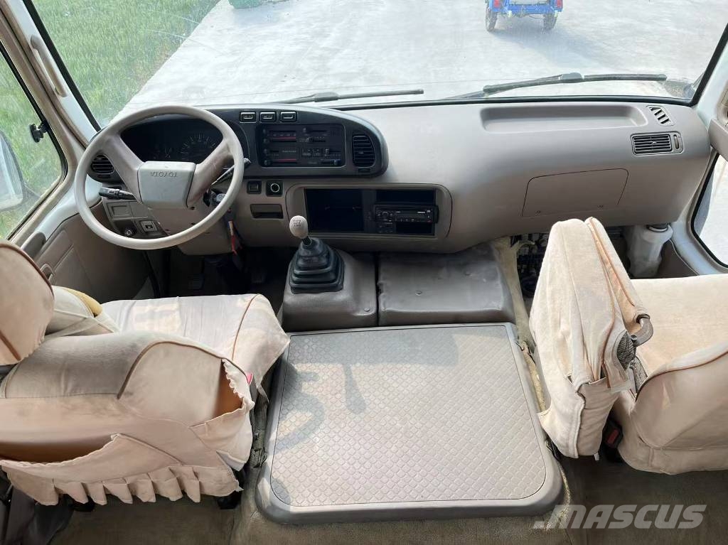 Toyota Coaster Bus Mikroautobusai