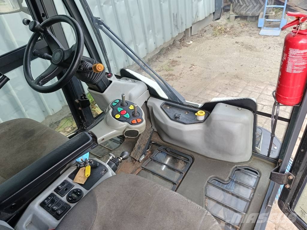 Bucher CityCat 2020 XL C202 sweeper veegmachine bezem vac Kehrer