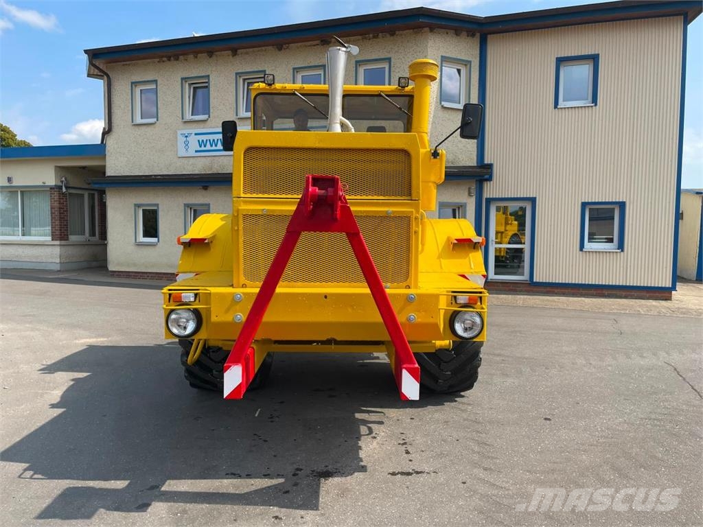 Kirovets K 701 V12 拖拉机/农用车