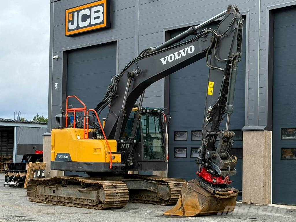 Volvo ECR 235 EL / Novatron 3D / Rasvari / PA-Lämmitin / Roomikekskavaatorid