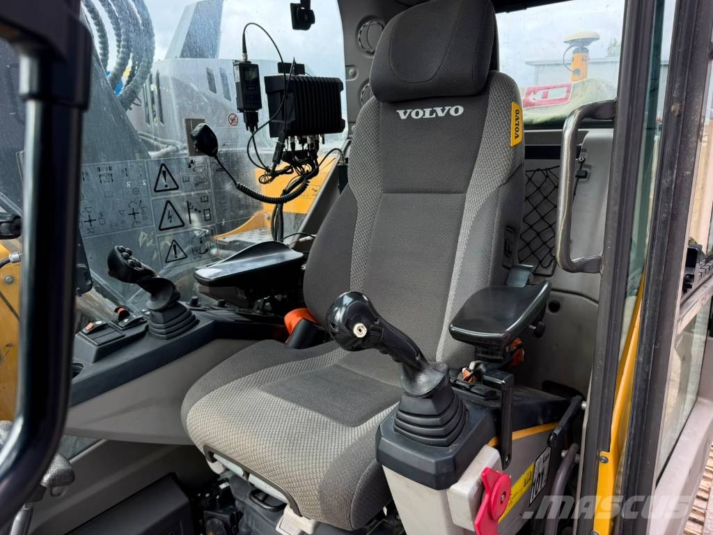 Volvo ECR 235 EL / Novatron 3D / Rasvari / PA-Lämmitin / Roomikekskavaatorid