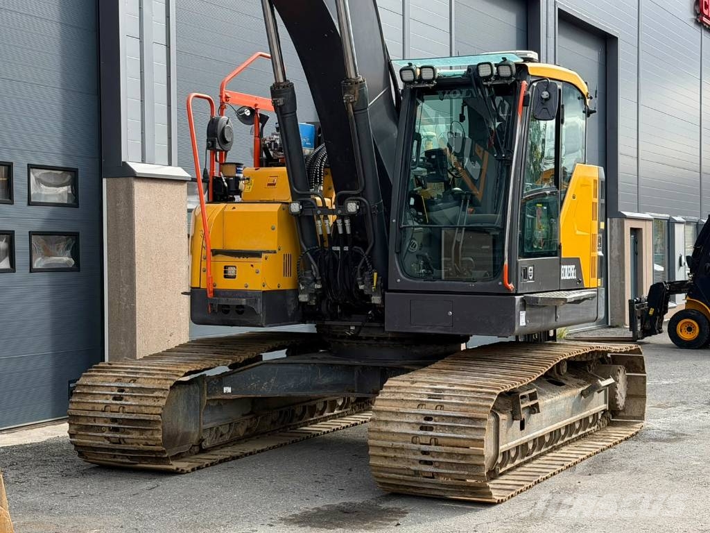 Volvo ECR 235 EL / Novatron 3D / Rasvari / PA-Lämmitin / Roomikekskavaatorid