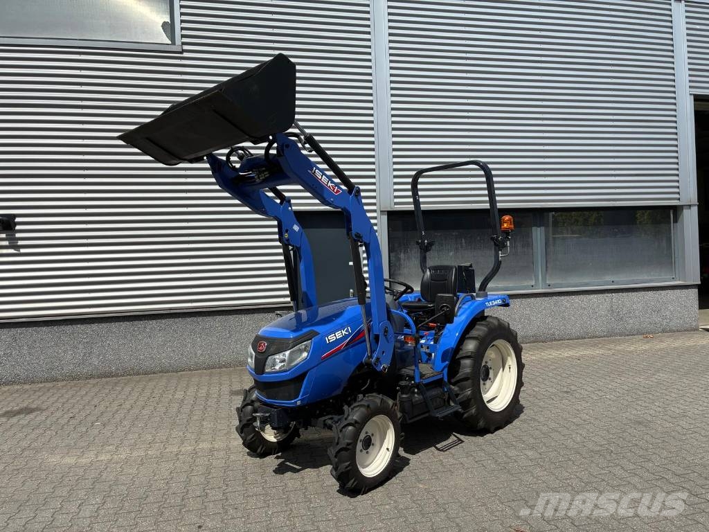 Iseki TLE 3410 HST met voorlader Tractores