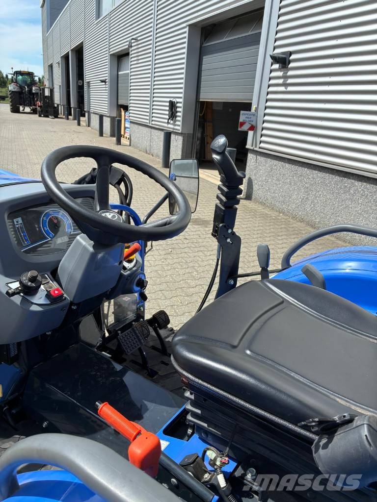 Iseki TLE 3410 HST met voorlader Tractores