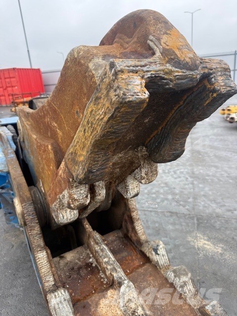 Liebherr R 946/944 Pulveriser (Demolition Crusher ) 4000 kg Szczęki kruszące