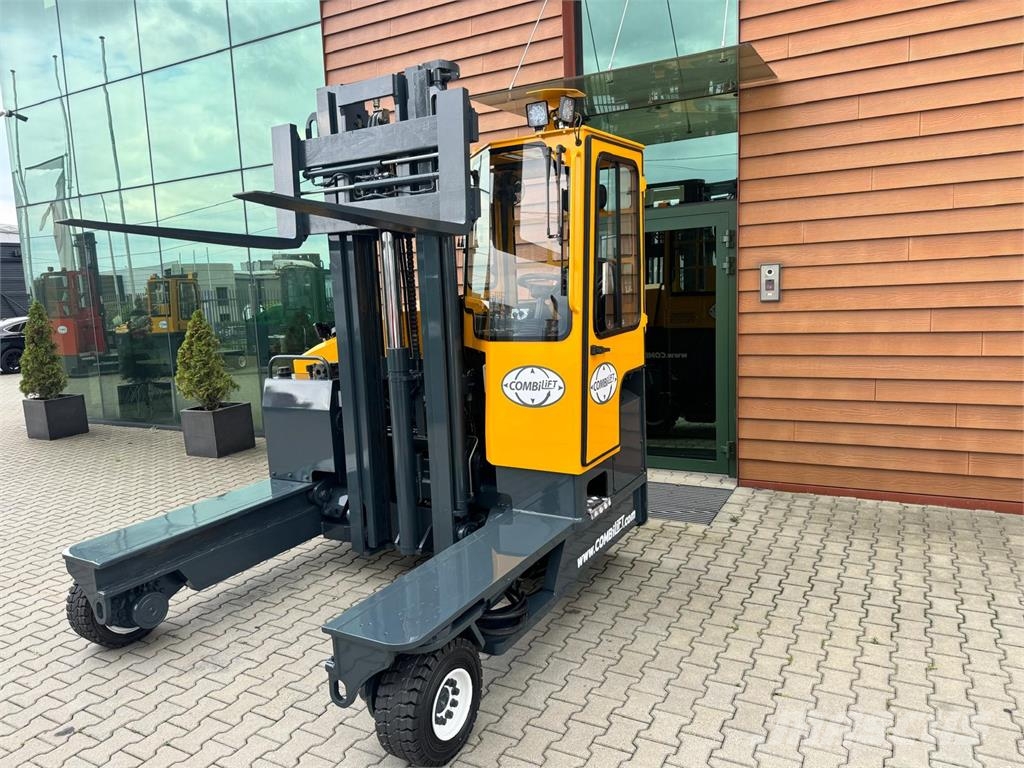 Combilift C4000 // Diesel // 2008 year // Only 6262 hours Stivuitoare cu patru brate