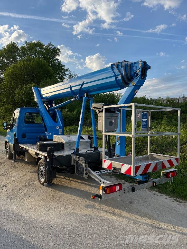 Ruthmann TBR 230 Hybrid Ant vilkikų montuojamos kėlimo platformos