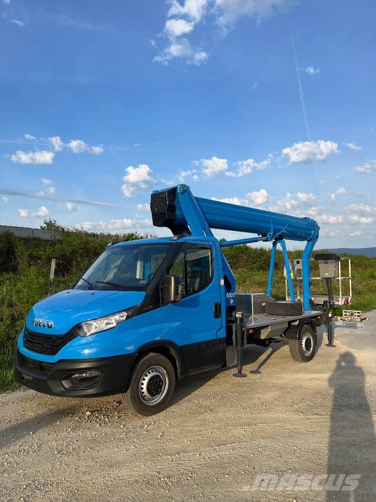 Ruthmann TBR 230 Hybrid Ant vilkikų montuojamos kėlimo platformos