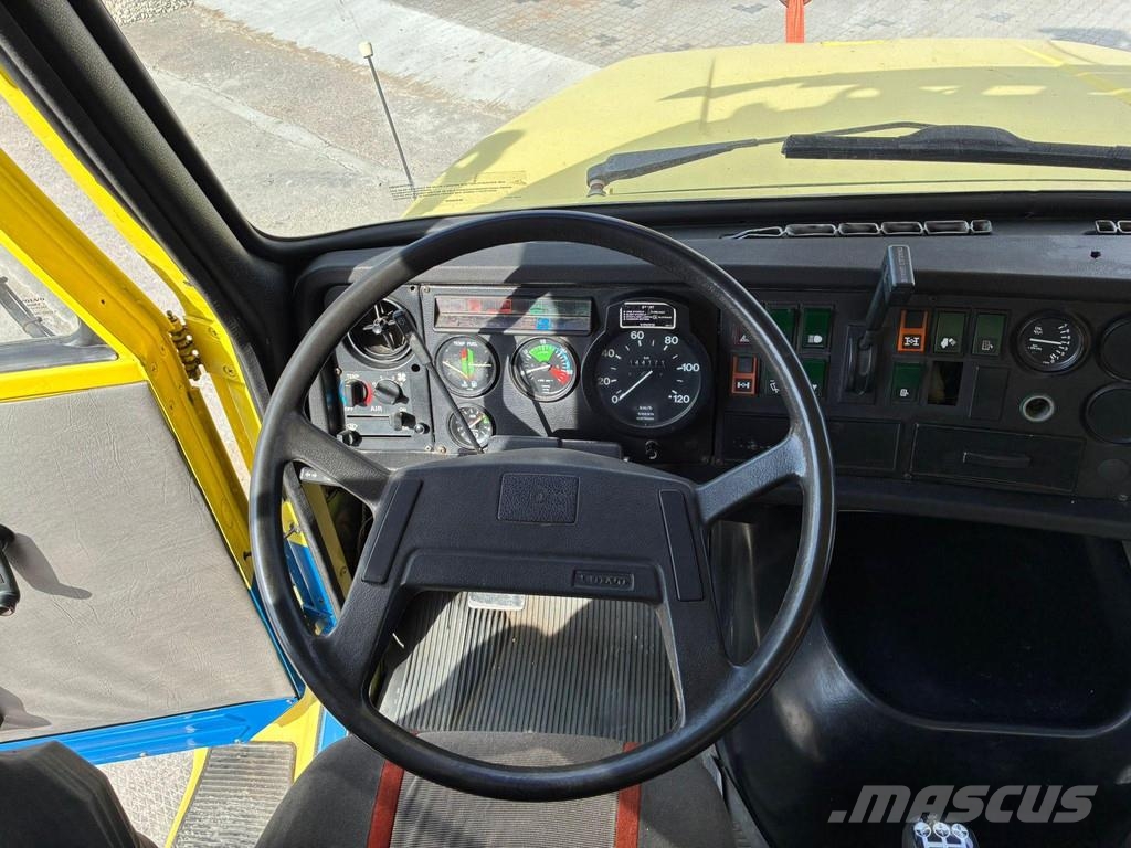 Volvo N 10 6x4 BJÖRNKRANAR C 1601 / 20 TON / BOOM 26,2 + 其他升降機械
