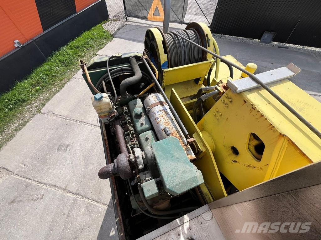 Volvo N 10 6x4 BJÖRNKRANAR C 1601 / 20 TON / BOOM 26,2 + 其他升降機械