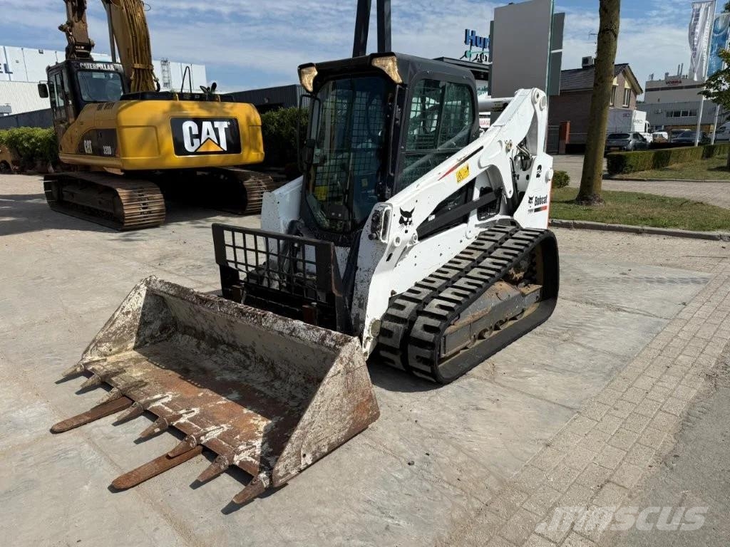 Bobcat T650 bucket & Forks Full option Φορτωτάκια