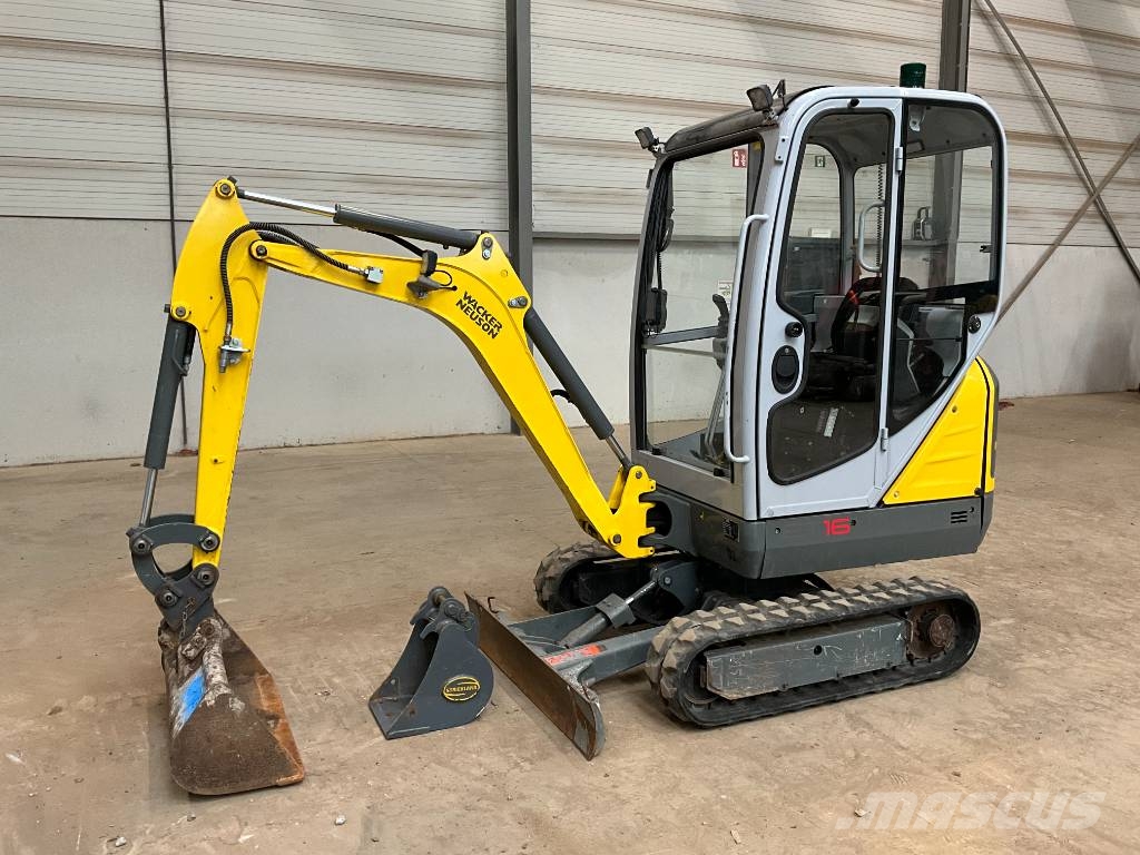 Neuson Et 16 حفارات صغيرة أقل من 7 طن (حفارات صغيرة)