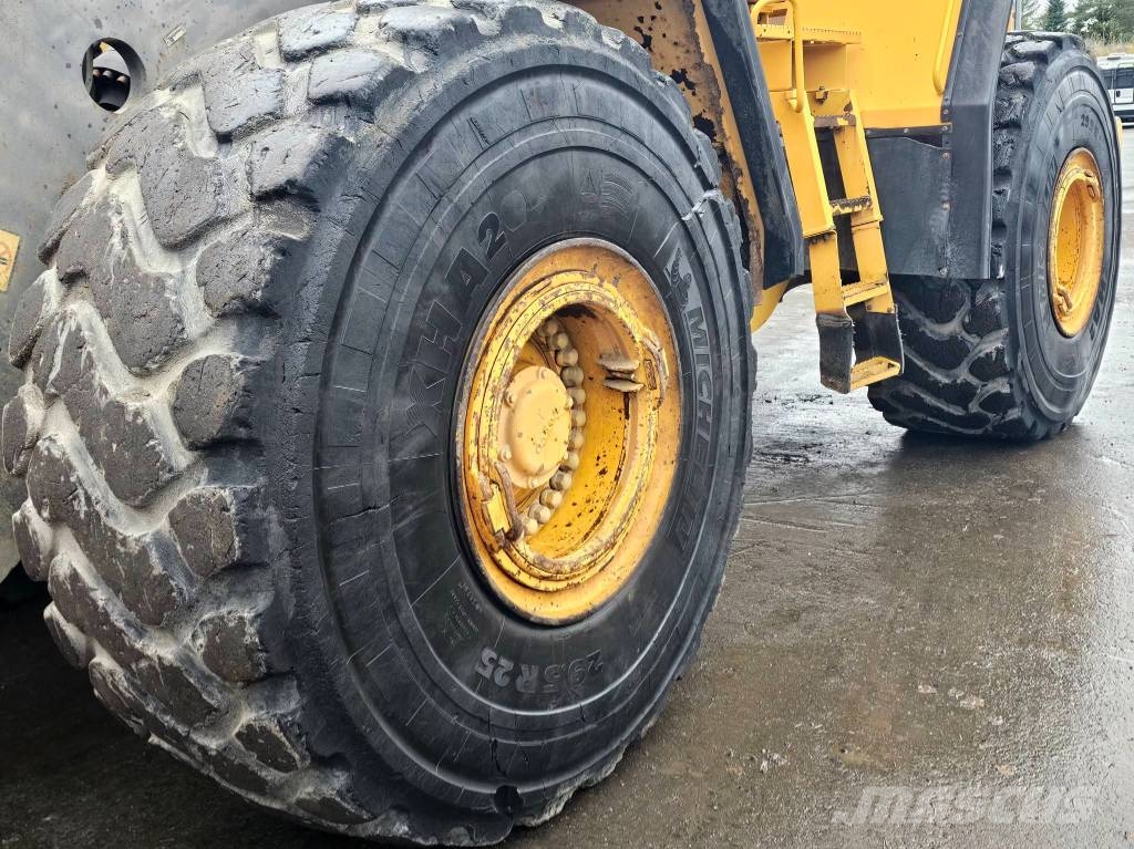 Volvo L 220 E Rataslaadurid