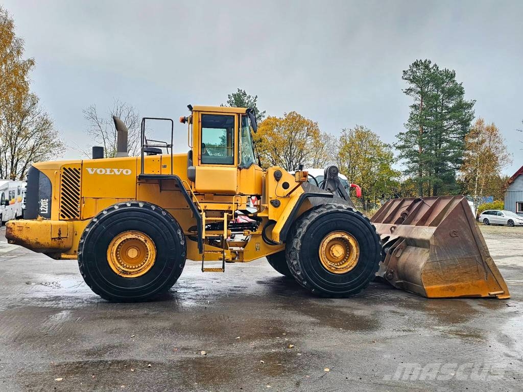 Volvo L 220 E Rataslaadurid