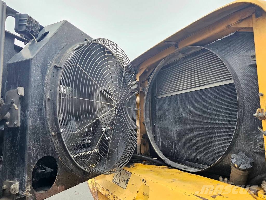 Volvo L 220 E Rataslaadurid