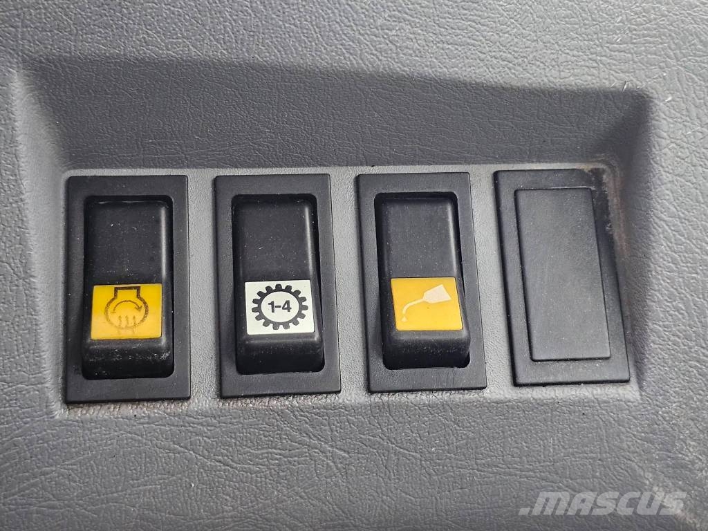Volvo L 220 E Rataslaadurid