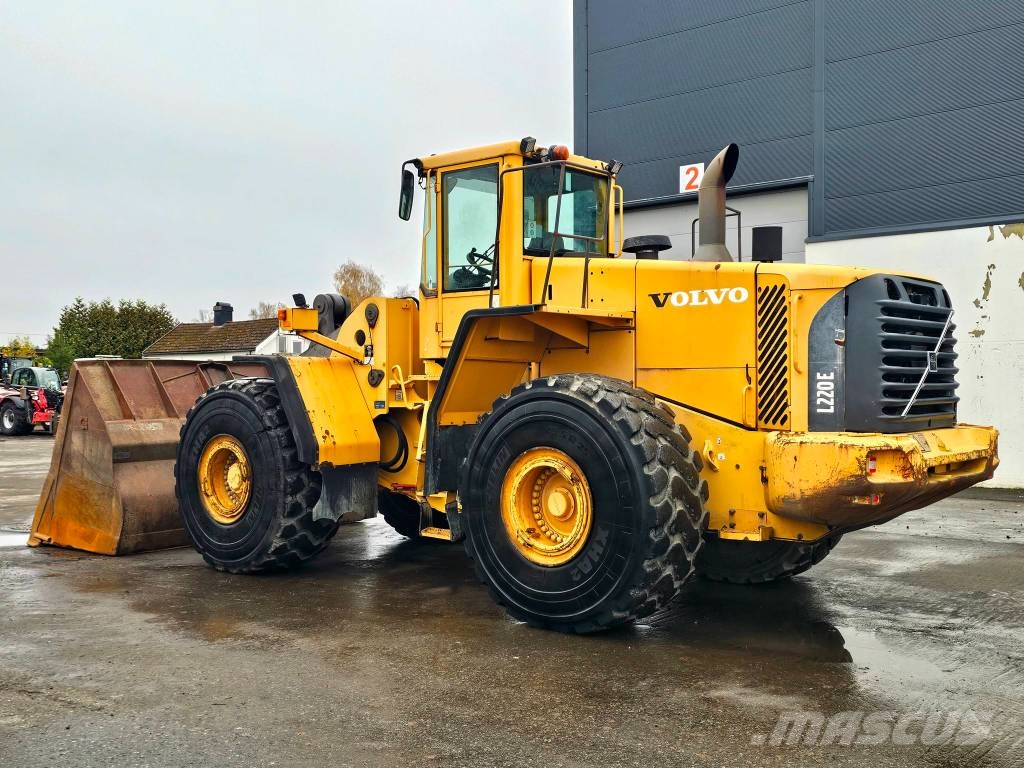 Volvo L 220 E Rataslaadurid