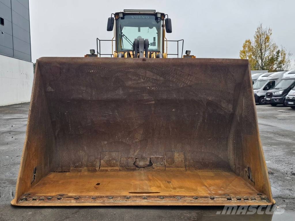 Volvo L 220 E Rataslaadurid