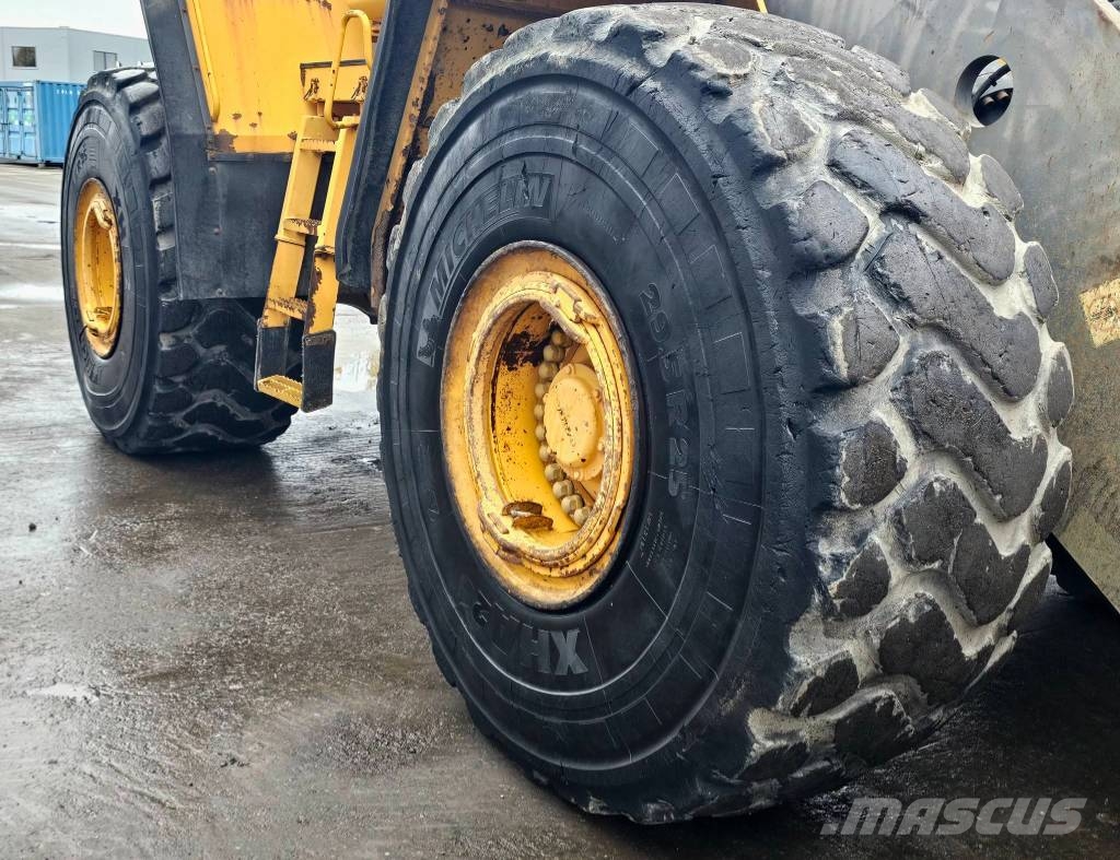 Volvo L 220 E Rataslaadurid