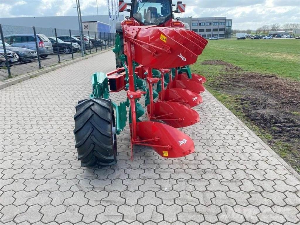 Kverneland 3300S-100 VARIO 5 SCHAR コンベンショナルプラウ