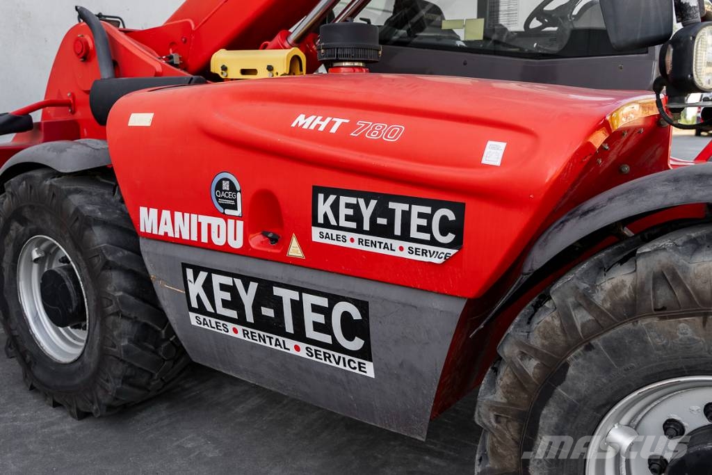 Manitou MHT 780 مناولات متداخلة