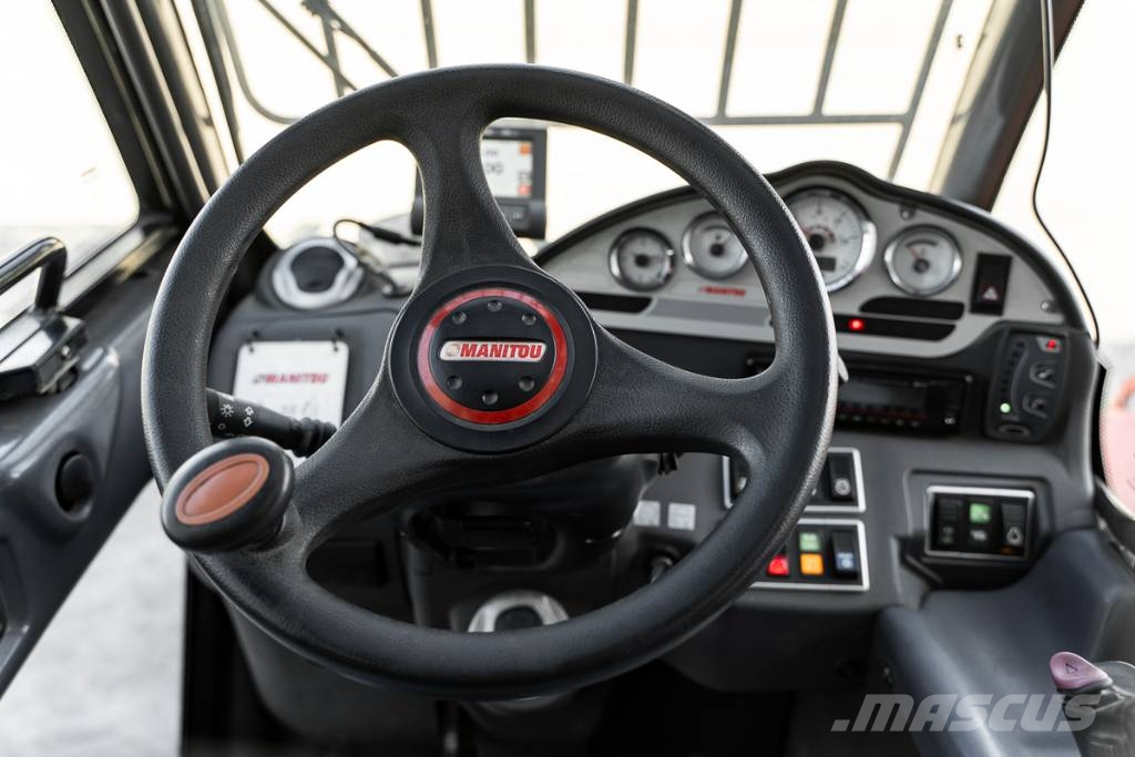 Manitou MHT 780 مناولات متداخلة