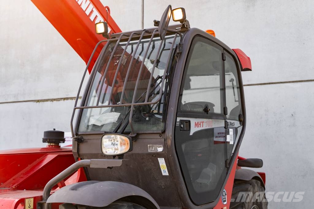 Manitou MHT 780 مناولات متداخلة
